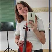 Profesora de conservatorio ofrece clases presenciales u online